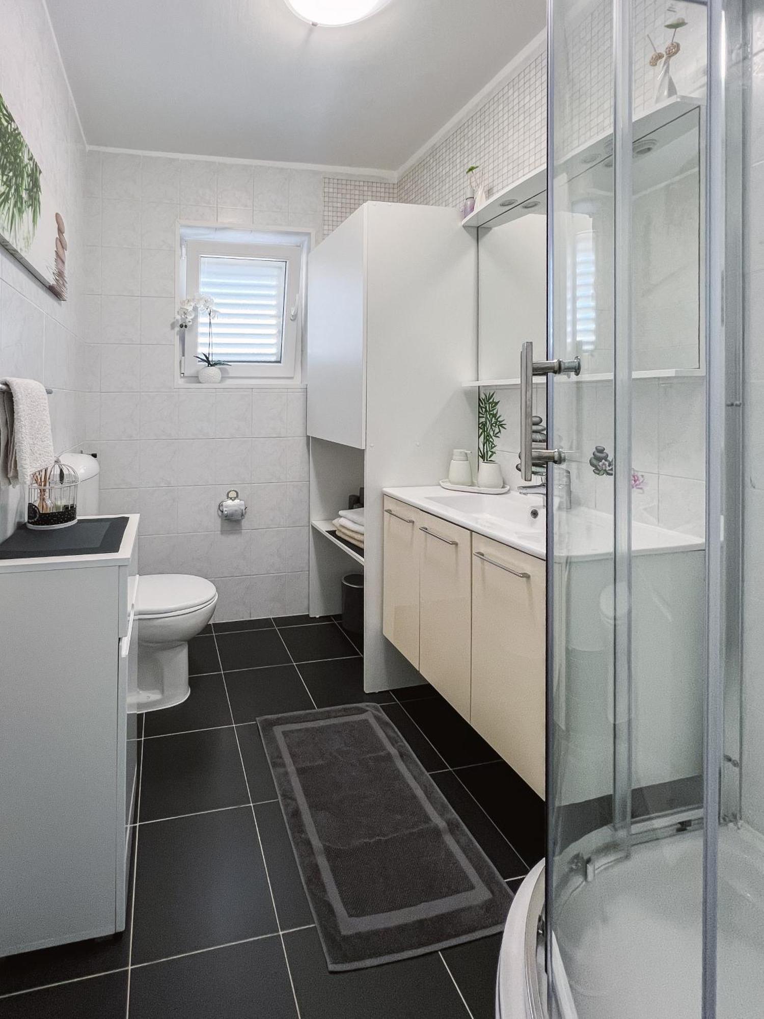Modern Apartment In The Heart Of נייביצה מראה חיצוני תמונה